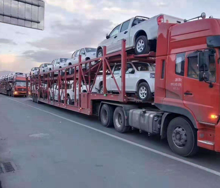 尋找板車托運(yùn)車輛價(jià)格？車輛搬運(yùn)成本與選擇因素