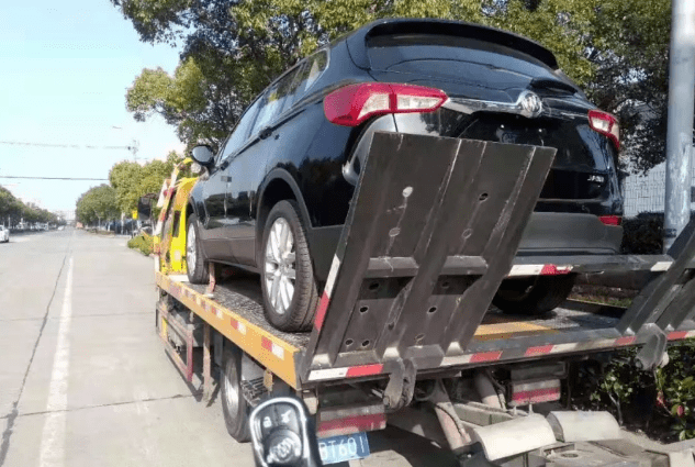 轎車托運(yùn)近距離的話，大概需要多長的時(shí)間？-鑫邦運(yùn)車